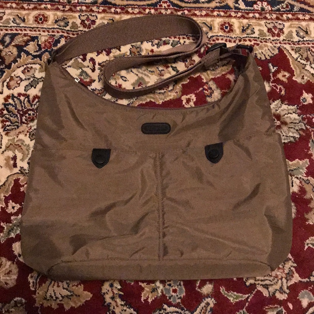 Baggallini Olive Tan Crossbody Purse